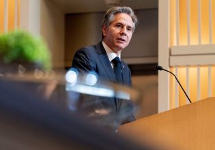 Αναζητούν οι ΗΠΑ κανάλι διαλόγου με τη Ρωσία;