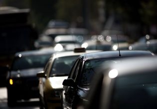 Κίνηση στους δρόμους: Τροχαίο στην Αττική Οδό – Μεγάλες καθυστερήσεις