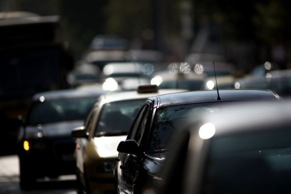 Τροχαίο στην Αθηνών-Κορίνθου: Καθυστερήσεις και ουρές χιλιομέτρων