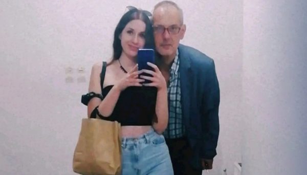 Συγκλονίζει η κόρη του διευθυντή του ΕΦΚΑ που πέθανε στο γραφείο – «Σου ελεγα δεν θα πάρεις ποτέ άδεια μπαμπά;»