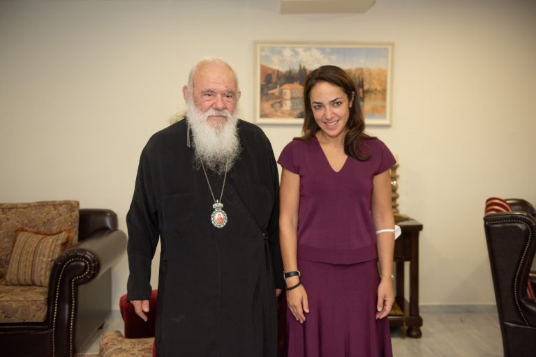 Συνάντηση της Δόμνας Μιχαηλίδου με τον Αρχιεπίσκοπο Ιερώνυμο