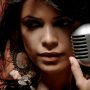 Γιασμίν Λεβί: «Ξυπνάω με τον φόβο ότι δεν θα τραγουδήσω ξανά»