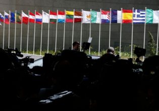 ΗΠΑ: Ετοιμάζουν νέο πακέτο κυρώσεων στη Ρωσία σε συνεργασία με την Ευρωπαϊκή Επιτροπή