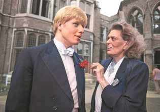 «Τα Ελγίνεια Μάρμαρα πρέπει να επιστραφούν αμέσως στην Αθήνα!»