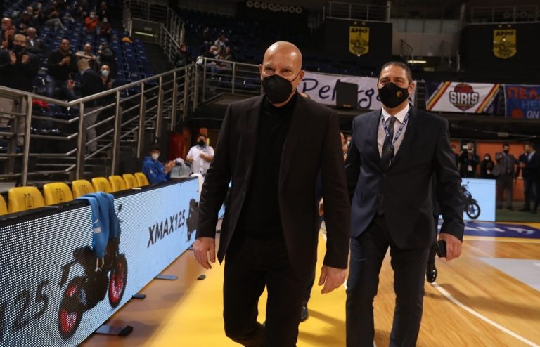 Νίκος Γκάλης: Η συγκίνηση του θρύλου του μπάσκετ βλέποντας την κόρη του πρωταθλήτρια Ευρώπης