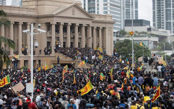 Σρι Λάνκα: Ο πρωθυπουργός προτίθεται να παραιτηθεί για να δρομολογηθεί ο σχηματισμός πολυκομματικής κυβέρνησης