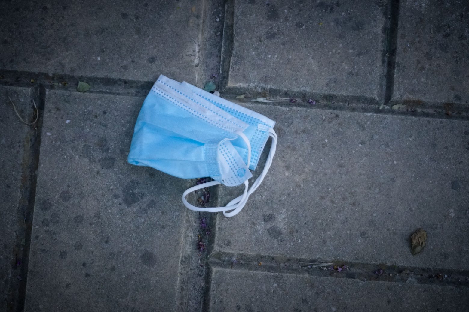 Κοροναϊός: Μόνο για ένα μήνα έβγαλαν τις μάσκες στην Κύπρο