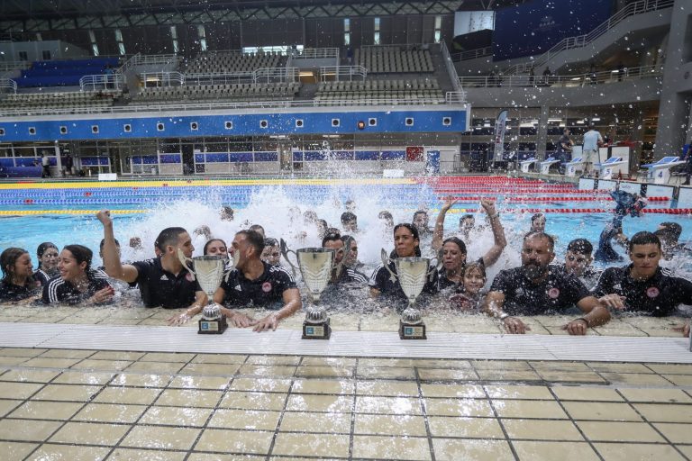 Τρεμπλ στην κολύμβηση για τον Ολυμπιακό