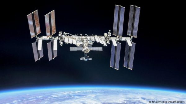 Διεθνής Διαστημικός Σταθμός: Οι Ρώσοι κοσμοναύτες πανηγυρίζουν για την κατάληψη του Λουχάνσκ