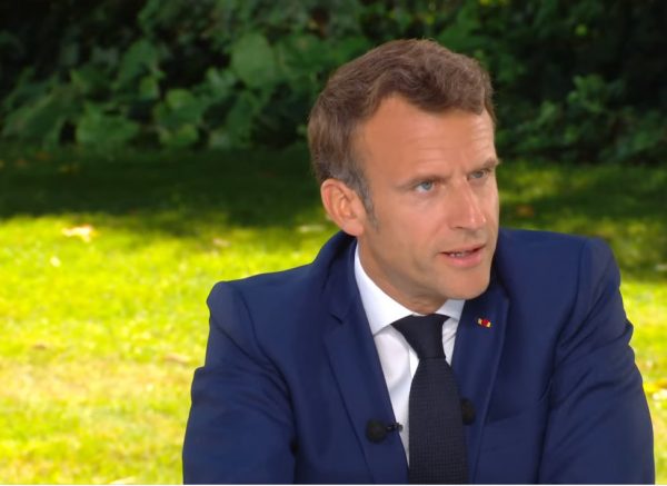 Εμανουέλ Μακρόν: Σκληρό το φθινόπωρο – Πιθανότατα θα διακοπεί πλήρως το φυσικό αέριο από τη Ρωσία