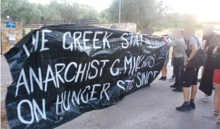 Γιάννης Μιχαηλίδης: Παρέμβαση Ρουβίκωνα στο σπίτι του Κώστα Τσιάρα