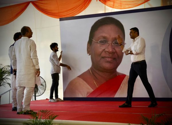 Ινδία: Νέα πρόεδρος η Ντραουπάντι Μούρμου, σύμφωνα με τα πρώτα εκλογικά αποτελέσματα