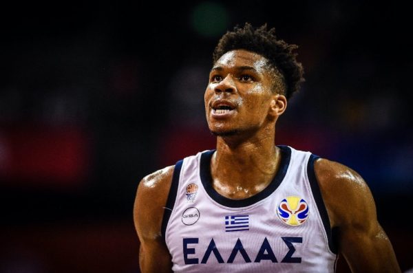 Η FIBA μετρά αντίστροφα για το Eurobasket με… Αντετοκούνμπο