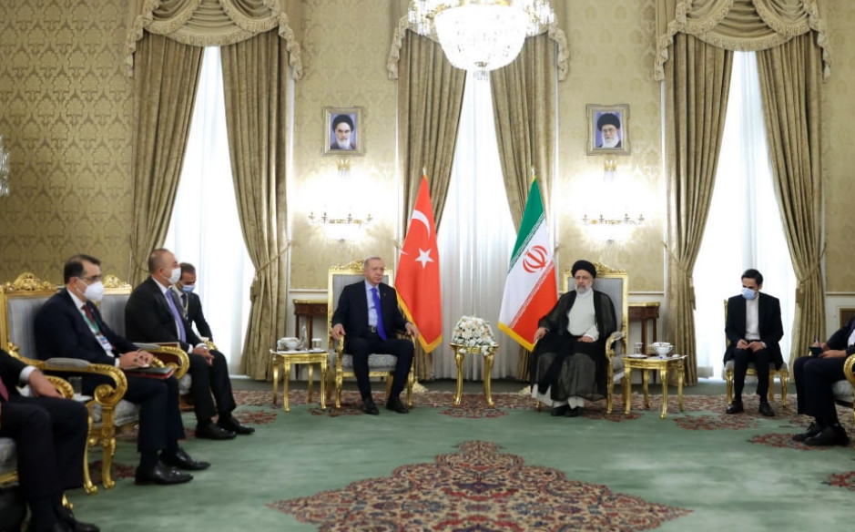 Figaro: Αντιδυτική συμμαχία τριών αυταρχικών ηγετών για συνάντηση στην Τεχεράνη