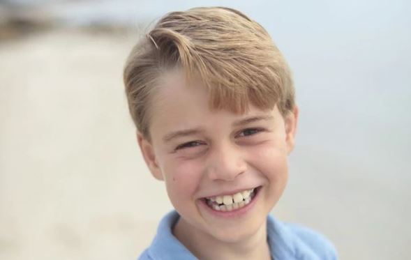 Βρετανία: Ο πρίγκιπας Τζορτζ έγινε 9 ετών – Η φωτογραφία που δημοσίευσε το παλάτι