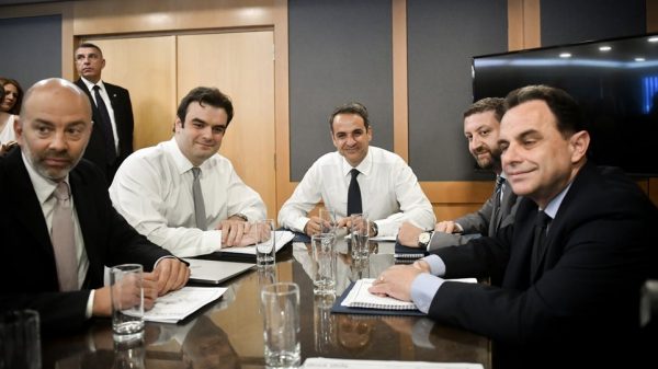 Editorial Ta Nea: A vision for the future