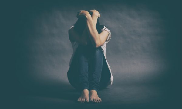 Κρήτη: Απίστευτη καταγγελία – 65χρονος ζήτησε και απείλησε νεαρή να μείνουν για πάντα στην Κρήτη