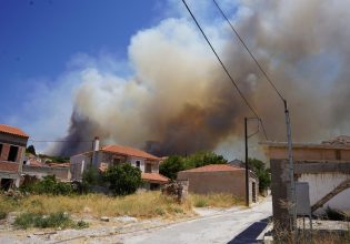 Πυρκαγιές: Ενημέρωση από την πυροσβεστική στις 18:00