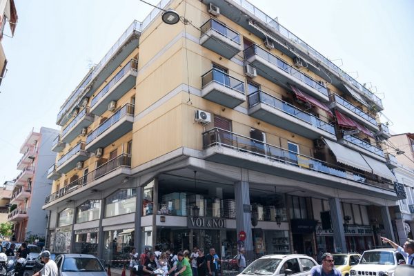 Πάτρα: Αυτοκτονία ή εγκληματική ενέργεια η πτώση της γυναίκας από μπαλκόνι; –  Τι λένε αυτόπτες μάρτυρες