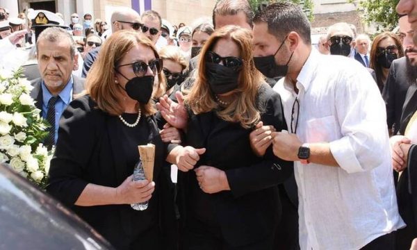 Δέσποινα Μοιραράκη: Πώς ανακοίνωσε το μνημόσυνο του αγαπημένου της συζύγου