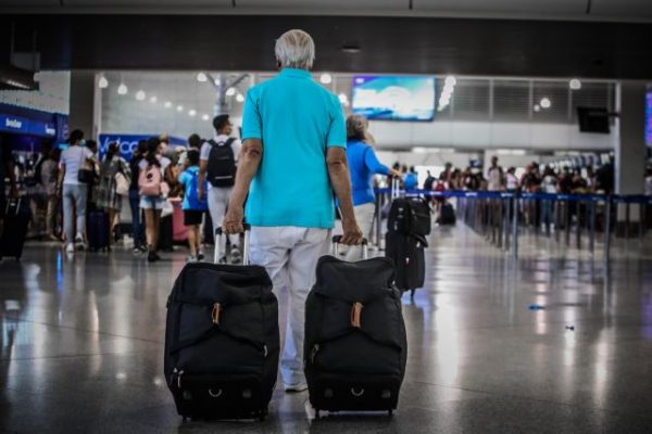 Αεροδρόμια: Οι αφίξεις εξωτερικού έσπασαν το «φράγμα» του 2019