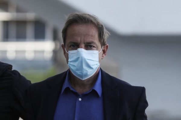 Ενοχος για δύο βιασμούς ο Δημήτρης Λιγνάδης – Το απόγευμα η τελική ετυμηγορία