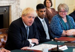 Μπόρις Τζόνσον: Οι σημαντικές οικονομικές αποφάσεις θα ληφθούν από την επόμενη κυβέρνηση