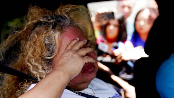 ΗΠΑ: Έφηβη έπνιξε με μαξιλάρι την 3χρονη αδελφή της - Η μητέρα μιλούσε στο τηλέφωνο