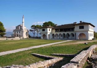 Ιωάννινα: Επιχείρηση απεγκλωβισμού 14χρονης στο κάστρο – Τραυματίστηκε πυροσβέστης