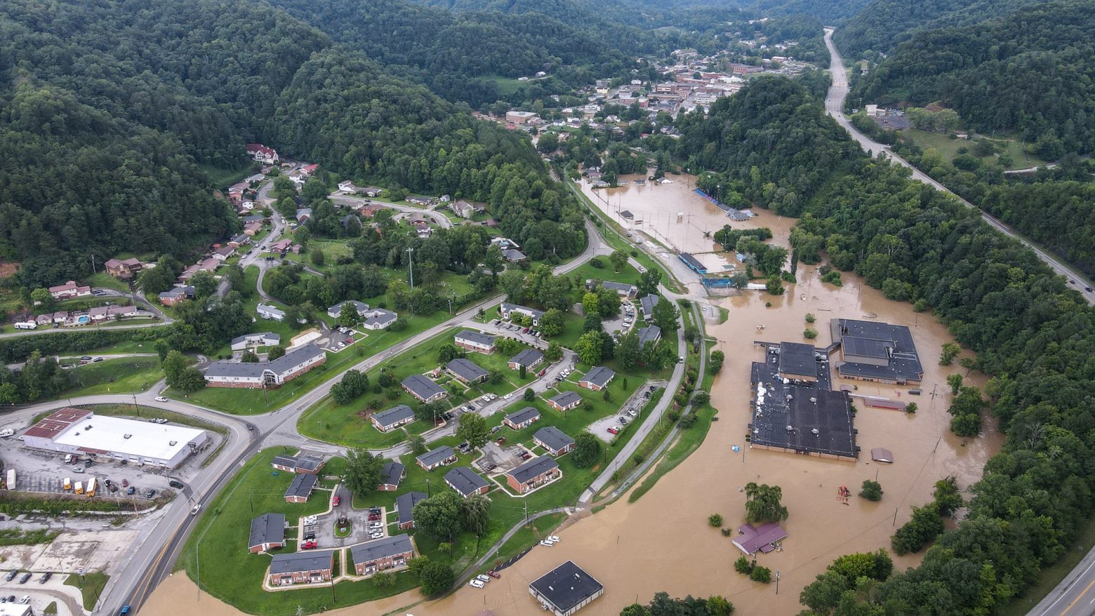 ΗΠΑ: Nεκροί και αγνοούμενοι από τις πλημμύρες στο Κεντάκι