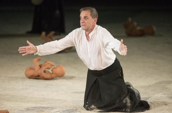 Πάνος Βλάχος: Τραγούδι γροθιά στο στομάχι για την αποφυλάκιση Λιγνάδη