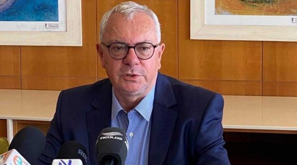 Μαλέλης: Θα μιλήσουμε για ευθύνες, όχι τώρα σόου στα αποκαΐδια