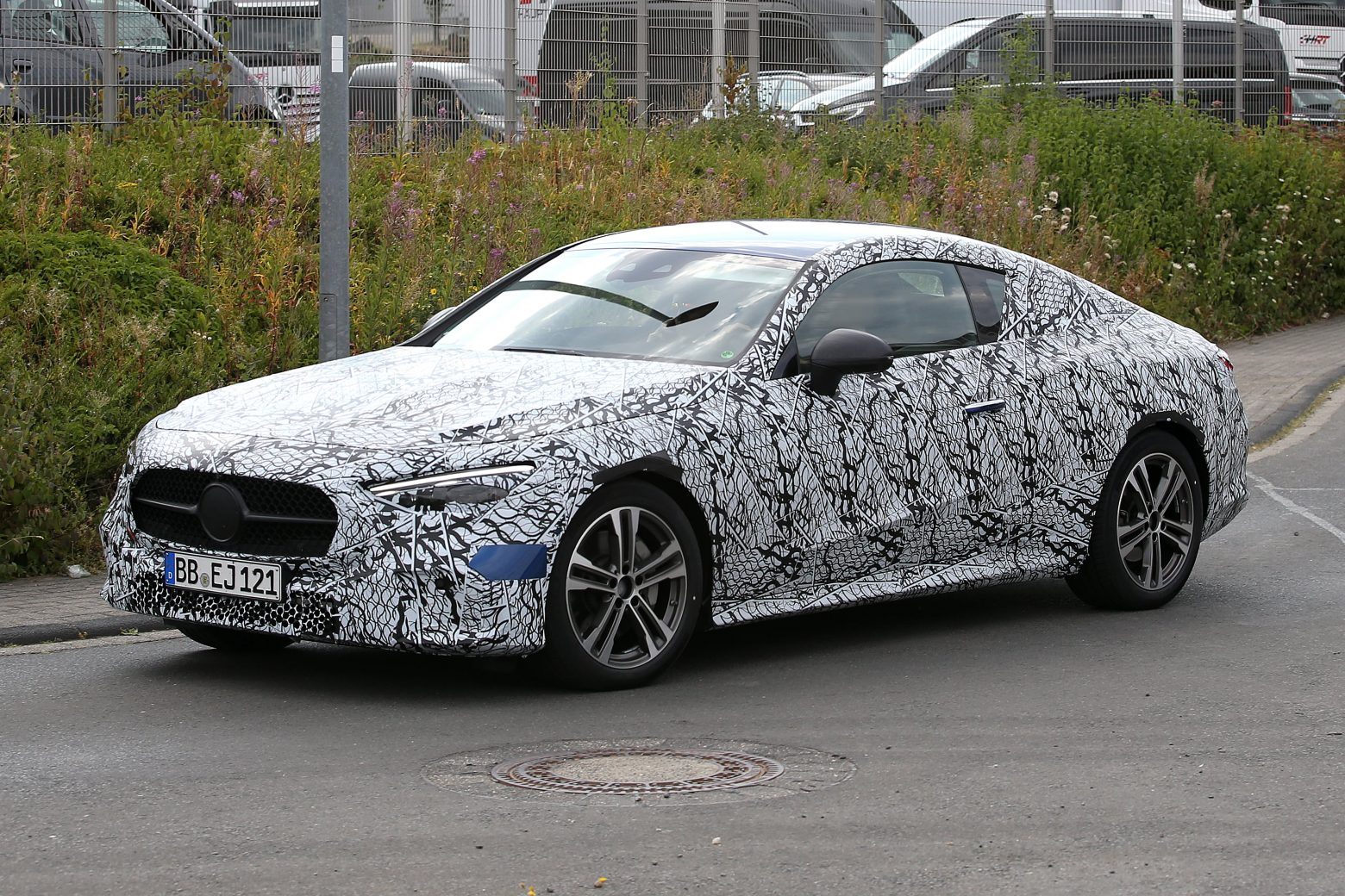 Mercedes-Benz CLE Coupe: Ασκήσεις coupe γοητείας