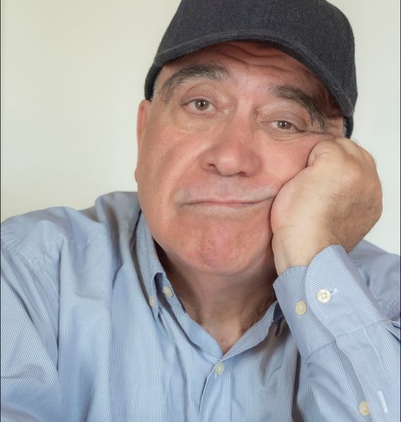 Δημήτρης Πιατάς στο in: «Την εποχή της πανδημίας μπήκα σε μια προσωπική ΜΕΘ ασφυξίας»