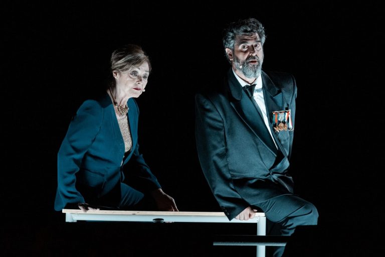 Πέρσες του Αισχύλου με Λούλη, Πιττακή, Γάλλο στην Ελευσίνα