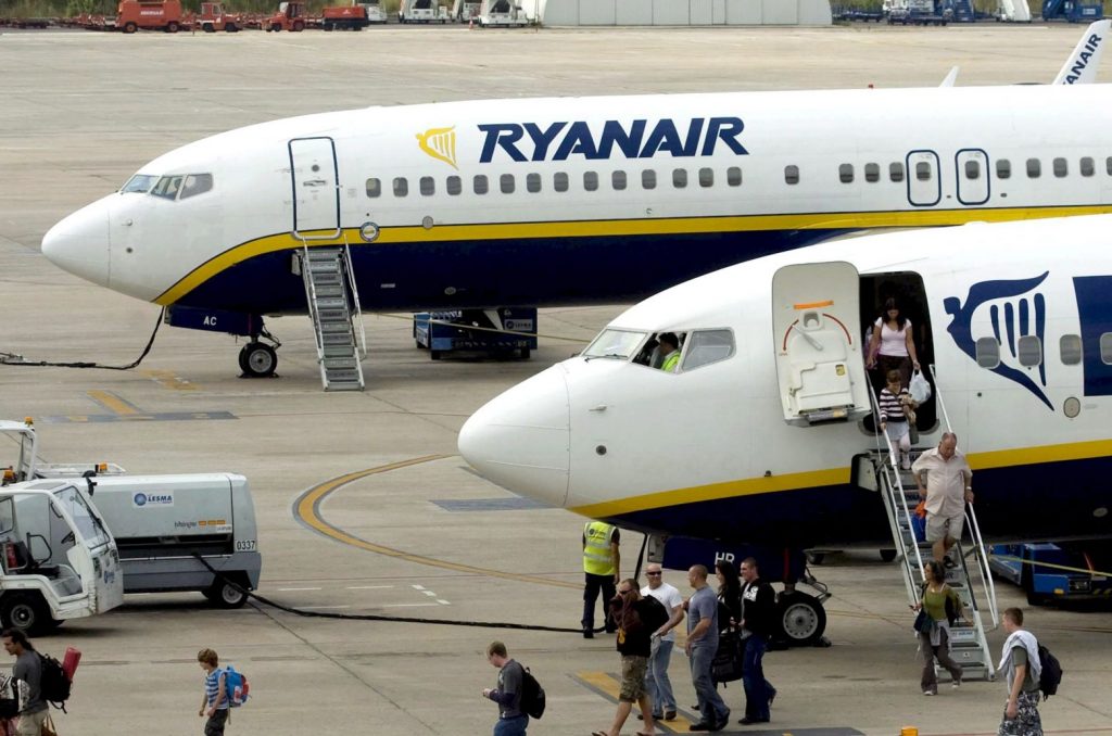 Ισπανία: Απεργιακές κινητοποιήσεις 12 ημερών προγραμματίζουν τα πληρώματα καμπίνας της Ryanair