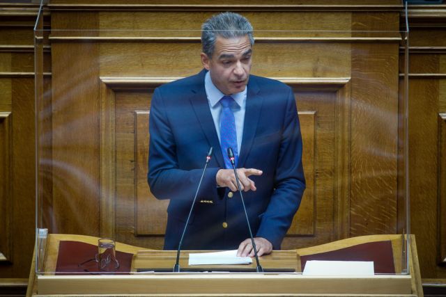 Συρίγος: «Δεν κάνεις αντίσταση όταν τραγουδάς αντάρτικα σε ταβέρνες με παϊδάκια»