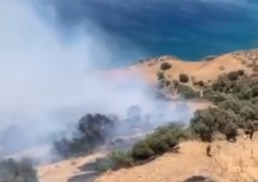 Φωτιά στο Ρέθυμνο: Επιχειρούν δύο ελικόπτερα