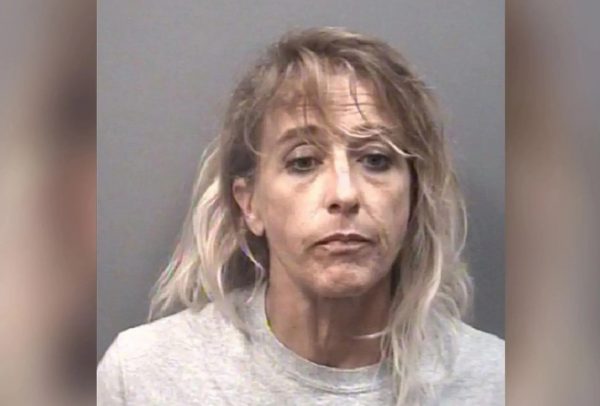 Βόρεια Καρολίνα: Γυναίκα θέλησε να εκδικηθεί τον πρώην σύντροφό της και έβαλε φωτιά σε λάθος σπίτι