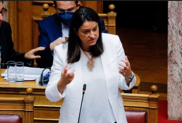 Νόμος για τα ΑΕΙ: Πανεπιστημιακοί… υποχρεωτικά επιχειρηματίες;