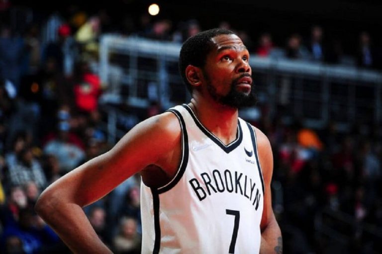 Θέλουν να «τρελάνουν» τους πάντες οι Γουόριορς: Πάνε για τη «βόμβα» με Ντουράντ