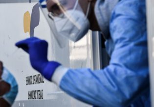 Κοροναϊός: 18.214 κρούσματα, 3.895 επαναλοιμώξεις, 23 θάνατοι και 101 διασωληνωμένοι