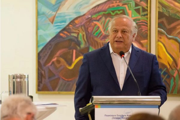 Φίλιπ Κρίστοφερ: Η Τουρκία ξοδεύει εκατομμύρια δολάρια για προπαγάνδα