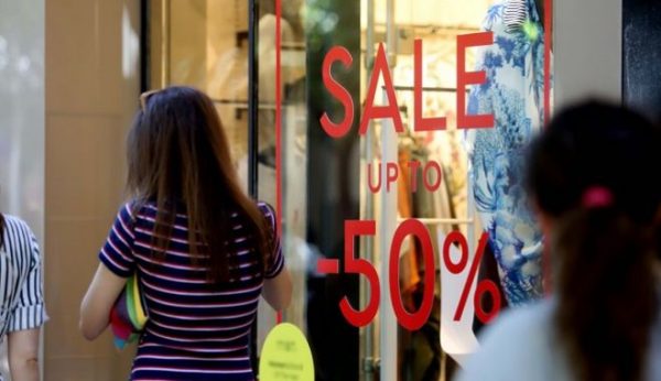 Θερινές εκπτώσεις 2022: Ανοιχτά σήμερα καταστήματα και σούπερ μάρκετ – Το ωράριο λειτουργίας