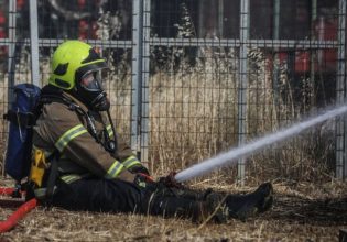 Φωτιά σε Κόρινθο και Άραξο: Πυροσβεστικές δυνάμεις σπεύδουν στις νέες εστίες