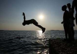 Καύσωνας: Υψηλές θερμοκρασίες διαρκείας – Κατηγορία 2 υψηλών θερμοκρασιών στην Αθήνα την Τρίτη