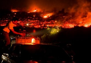 Φωτιά στην Πεντέλη:  Σοκάρουν οι διάλογοι των Αρχών την ώρα της πυρκαγιάς