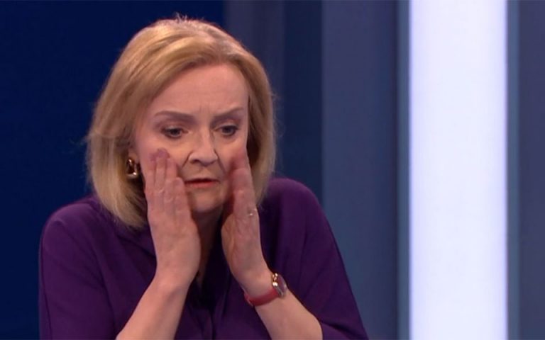 Βρετανία: Διεκόπη το debate Τρας – Σουνάκ για τη διαδοχή Τζόνσον – Η δημοσιογράφος λιποθύμησε στον αέρα