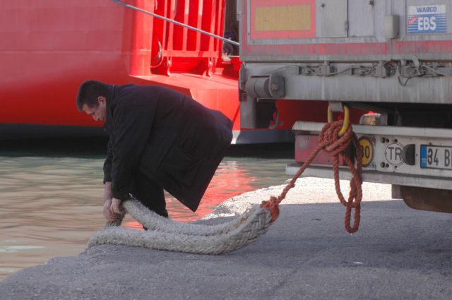 Ηγουμενίτσα: Ανήλικος πρόσφυγας βρέθηκε νεκρός σε φορτηγό – Πέθανε από τη ζέστη