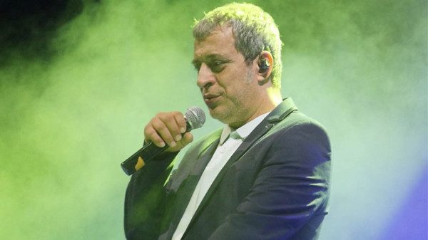 Θέμης Αδαμαντίδης: «Υπήρχαν και άλλα περιστατικά βίας στο παρελθόν» υποστηρίζει η σύντροφός του